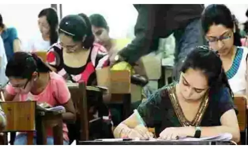 NEET, JEE 2020: షెడ్యూల్ ప్రకామే నీట్, జేఈఈ.. స్పష్టం చేసిన కేంద్రం