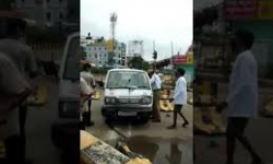 Drunk Ambulance Driver Hulchul In Kakinada: కాకినాడలో అంబులెన్స్ డ్రైవర్ బీభత్సం Drunk Ambulance Driver Hulchul In Kakinada: కాకినాడలో అంబులెన్స్ డ్రైవర్ బీభత్సం