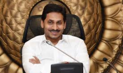 CM Jagans Daughter: ప్రముఖ బిజిసెన్ స్కూల్లో సీటు సంపాదించిన జగన్ పెద్ద కుమార్తె CM Jagans Daughter: ప్రముఖ బిజిసెన్ స్కూల్లో సీటు సంపాదించిన జగన్ పెద్ద కుమార్తె