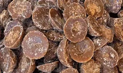 Black jaggery seized: అక్రమంగా రవాణా చేస్తున్న నల్లబెల్లం స్వాధీనం Black jaggery seized: అక్రమంగా రవాణా చేస్తున్న నల్లబెల్లం స్వాధీనం