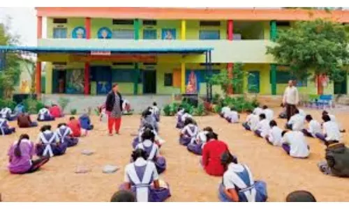 AP Schools Reopen On September 5: ఏపీలో  పాఠ‌శాల‌ల‌ ప్రారంభానికి ఏర్పాట్లు..   ద‌స‌రా, సంక్రాంతి సెల‌వుల కుదింపు!