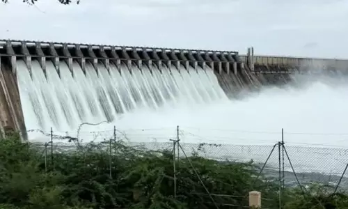 నాగార్జునసాగర్ 16 గేట్లు ఎత్తివేత నాగార్జునసాగర్ 16 గేట్లు ఎత్తివేత