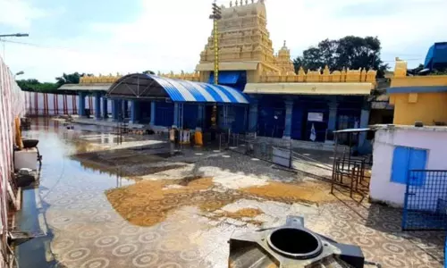 మ‌ట్ట‌ప‌ల్లి ఆల‌యంలోకి‌ కృష్ణా బ్యాక్ వాట‌ర్‌