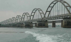 GODAVARI INFLOW UPDATES: స్వల్పంగా తగ్గుతున్న గోదావరి నీటిమట్టం GODAVARI INFLOW UPDATES: స్వల్పంగా తగ్గుతున్న గోదావరి నీటిమట్టం