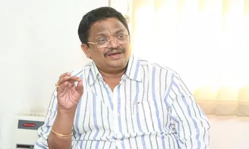 ప్రస్తుత పరిస్థితుల్లో షూటింగ్స్ సాధ్యం కాదు : సి.కల్యాణ్ ప్రస్తుత పరిస్థితుల్లో షూటింగ్స్ సాధ్యం కాదు : సి.కల్యాణ్