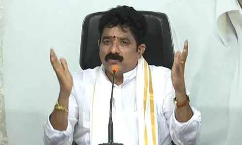 అమ‌రావ‌తి ఉద్య‌మం ప‌చ్చి భూట‌కం : క‌రణం ధ‌ర్మ‌శ్రీ