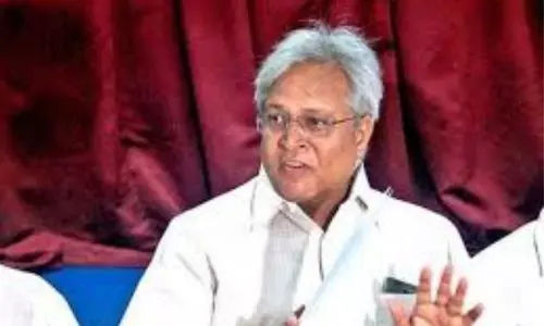 Undavalli Arunkumar Tests Positive:ఏపీ మాజీ ఎంపీ ఉండ‌వ‌ల్లి‌కి క‌రోనా పాజిటివ్‌