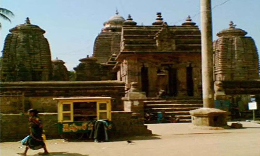Sri Mukha lingeswara Temple :  ఇప్ప చెట్టు నుంచి ఉద్భవించిన శివయ్య