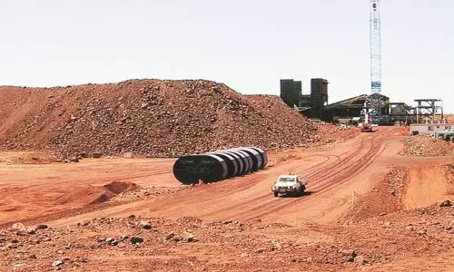 పరిశ్రమల పేరుతో ప్రభుత్వభూముల దోపిడీకి సర్కార్ చెక్ ! పరిశ్రమల పేరుతో ప్రభుత్వభూముల దోపిడీకి సర్కార్ చెక్ !