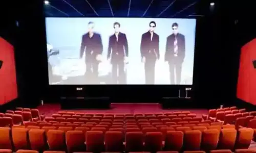 కరోనాని కాదని సినిమాల కోసం అభిమానులు థియేటర్స్ కి వస్తారా...?