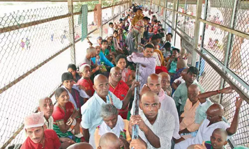 వేంకటేశుని ఉచిత దర్శన భాగ్యం ఎన్నడో..?