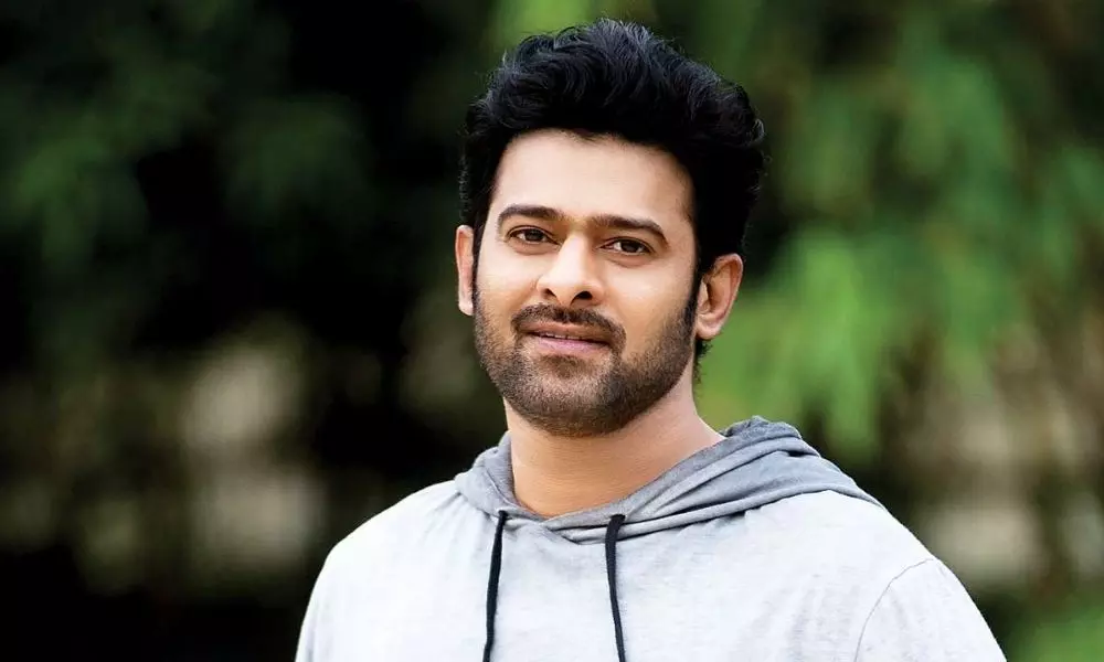 Prabhas: ప్రభాస్ పుట్టినరోజు కోసం సర్ప్రైజ్ రెడీ అవుతోంది!