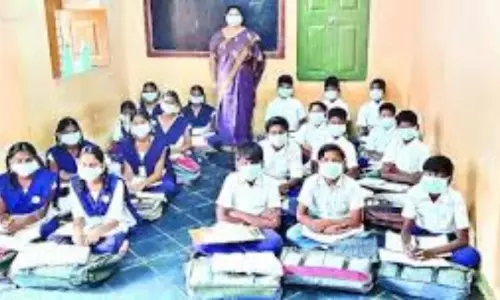 Gurukul Pathshala: తరగతుల నిర్వహణపై ప్రతిపాదనలు.. 9,10 తరగతుల నిర్వహణపై ఏర్పాట్లు Gurukul Pathshala: తరగతుల నిర్వహణపై ప్రతిపాదనలు.. 9,10 తరగతుల నిర్వహణపై ఏర్పాట్లు