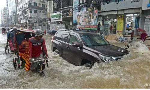 Floods in Delhi: దేశ రాజధానిలో వరదలు.. యమున ఉగ్రరూపం Floods in Delhi: దేశ రాజధానిలో వరదలు.. యమున ఉగ్రరూపం