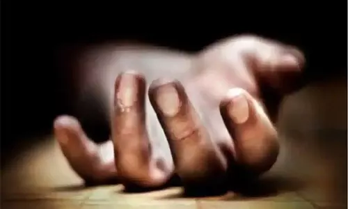 ప్రియుడు మోసం చేయడంతో చేయకూడని పని చేసిన మహిళ.. ప్రియుడు మోసం చేయడంతో చేయకూడని పని చేసిన మహిళ..