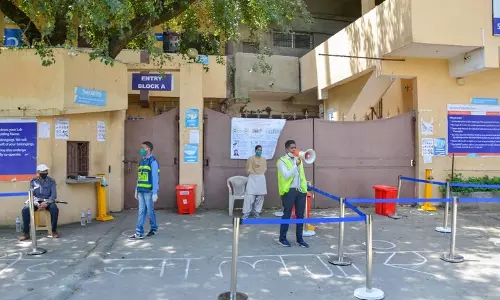 దేశవ్యాప్తంగా జేఈఈ మెయిన్ పరీక్షలు‌ ప్రారంభం