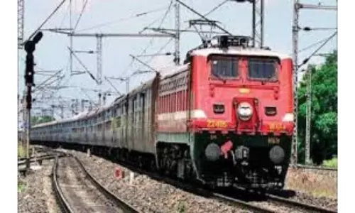 Unlock 4.0: మరిన్ని ప్రత్యేక రైళ్లు రానున్నాయ్! Unlock 4.0: మరిన్ని ప్రత్యేక రైళ్లు రానున్నాయ్!