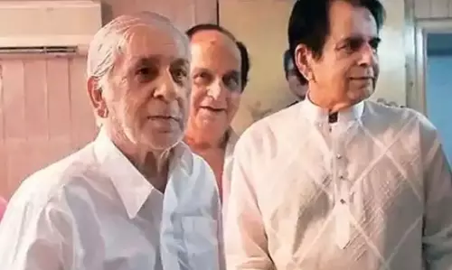 Dilip Kumar Youngest Brother Ehsan Khan died : మ‌రో సోద‌రుడిని కోల్పోయిన బాలీవుడ్ నటుడు