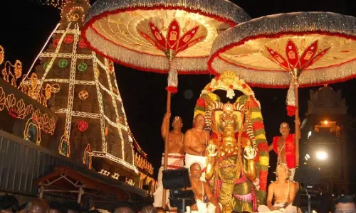 Tirumala Pournami Garuda Seva Photos: శ్రీవారి పౌర్ణమి గరుడ సేవ వైభవం Tirumala Pournami Garuda Seva Photos: శ్రీవారి పౌర్ణమి గరుడ సేవ వైభవం