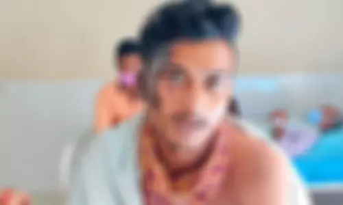 ప్రియుడిపై యాసిడ్‌ పోసిన ప్రియురాలు