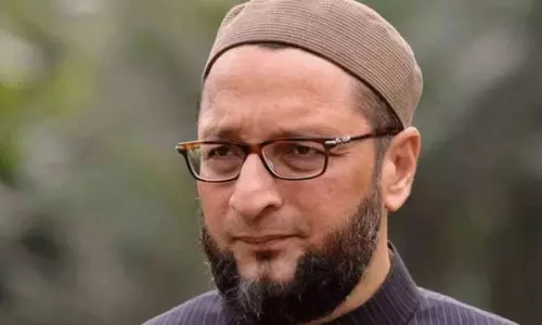 MP Asaduddin Owaisi To Meet CM KCR : సీఎం కేసీఆర్‌ను కలవనున్న ఎంఐఎం అధినేత