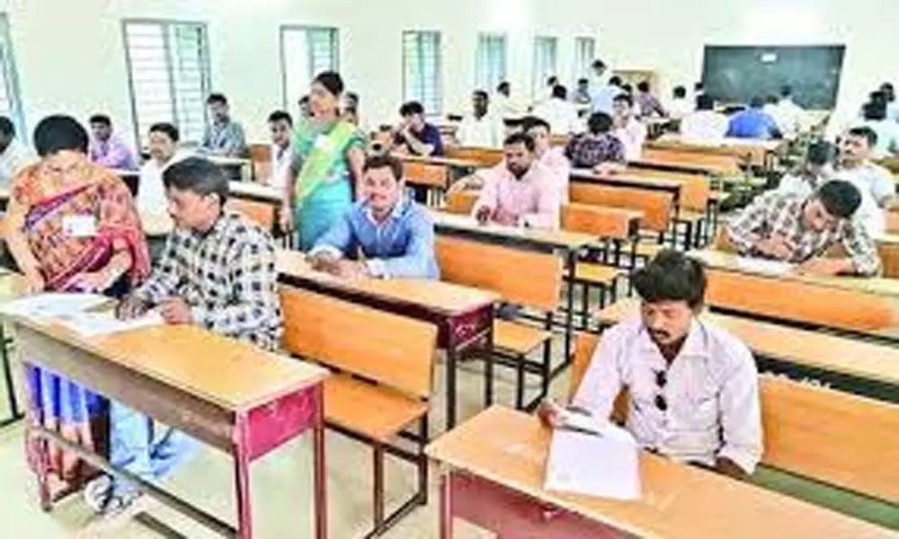 Sachivalayam Exams 2020: అభ్యర్థుల సమీపాల్లోనే పరీక్షా కేంద్రాలు.. 7 రోజుల పాటు సచివాలయ పరీక్షలు