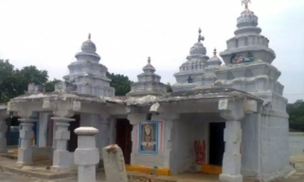Sri Gattu Narasimhaswamy Temple : దక్షిణాభిముఖ నరసింహస్వామి ఆలయ విశేషాలు