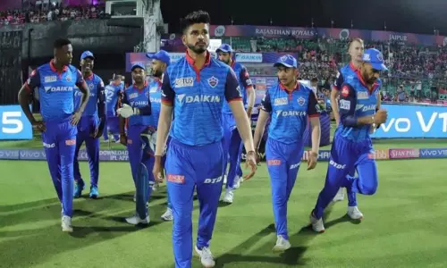 Delhi Capitals : ఈ ఏడాది ఐపీఎల్లో ఢిల్లీ ఒక్కటే అలా.. Delhi Capitals : ఈ ఏడాది ఐపీఎల్లో ఢిల్లీ ఒక్కటే అలా..
