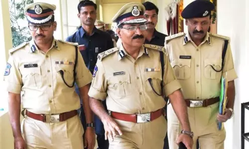 DGP Mahender Reddy Tour : ఆసిఫాబాద్ జిల్లాలో ముగిసిన డీజీపీ ప‌ర్య‌ట‌న‌