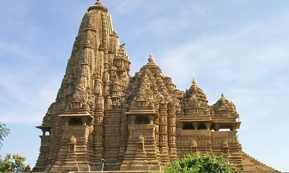 Kandaria Mahadeva Temple : అద్భుత శిల్పకళా వైభవం..కందారియ మహాదేవ ఆలయం
