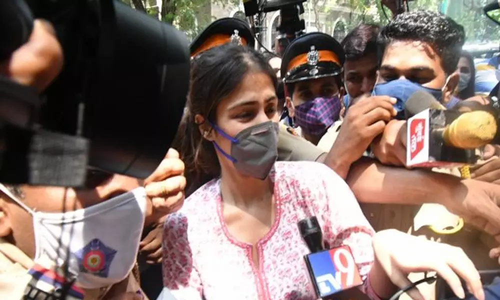Rhea Chakraborty Arrested : రియా చ‌క్రవ‌ర్తి అరెస్టు..