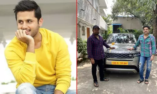 Nithin Gift To Venky Kudumula : భీష్మ దర్శకుడికి నితిన్ ఖరీదైన గిఫ్ట్! Nithin Gift To Venky Kudumula : భీష్మ దర్శకుడికి నితిన్ ఖరీదైన గిఫ్ట్!