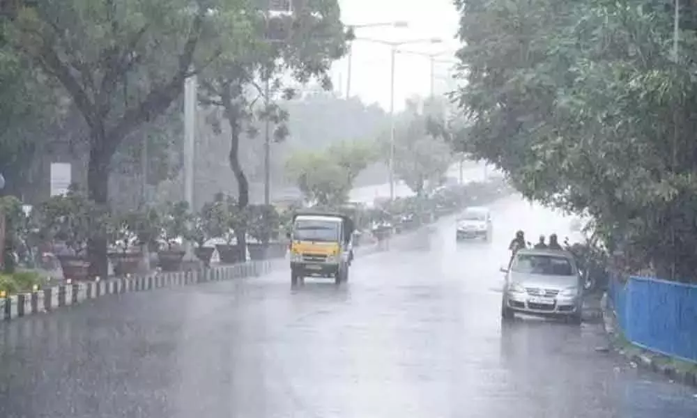 Rain In Hyderabad : హైదరాబాద్‌ నగరంలో పలుచోట్ల భారీ వర్షం