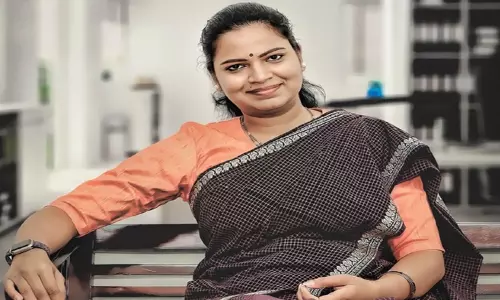 ఎమ్మెల్యేని మోసగించబోయి.. అడ్డంగా దొరికిపోయిన ఘరానా మోసగాడు !