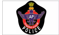 Amaravati Updates: ఏపీలో అడుగు కదపకుండానే 87 రకాల పోలీస్ సేవలు Amaravati Updates: ఏపీలో అడుగు కదపకుండానే 87 రకాల పోలీస్ సేవలు