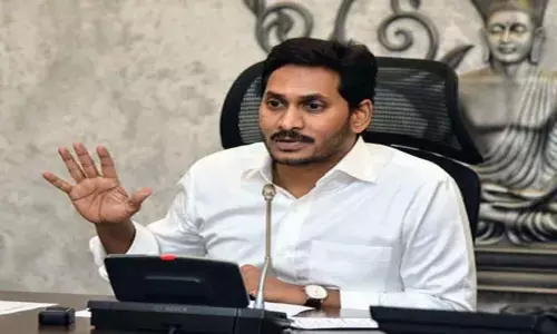 YS Jagan on Electricity to Farmers: మీటర్లు ఉంటే నాణ్యమైన విద్యుత్తు.. ఏపీ సిఎం జగన్! YS Jagan on Electricity to Farmers: మీటర్లు ఉంటే నాణ్యమైన విద్యుత్తు.. ఏపీ సిఎం జగన్!
