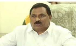 CHINARAJAPPA: హిందువుల మనోభావాలను దెబ్బతీసేలా వైసిపి ప్రభుత్వం ఉంది: చినరాజప్ప CHINARAJAPPA: హిందువుల మనోభావాలను దెబ్బతీసేలా వైసిపి ప్రభుత్వం ఉంది: చినరాజప్ప