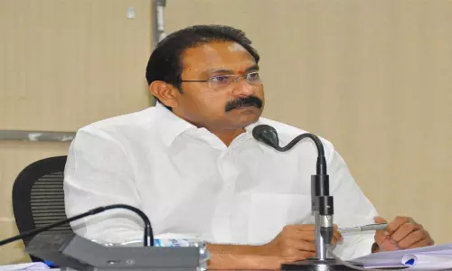 AP Health Minister Alla Nani: దేవుడిని రాజకీయాల కో్సం వాడుకోవడం తగదు.. AP Health Minister Alla Nani: దేవుడిని రాజకీయాల కో్సం వాడుకోవడం తగదు..