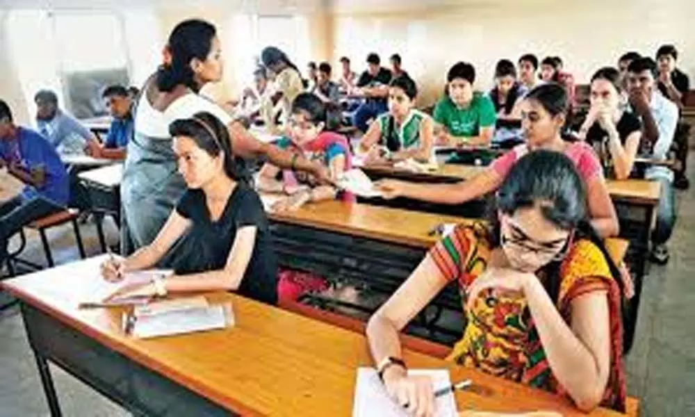 NEET Exam 2020: నేడే నీట్.. ఏర్పాట్లు పూర్తిచేసిన తెలుగు రాష్ట్రాలు