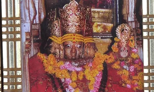 Lord Brahma temple Pushkar : భారత దేశంలో బ్రహ్మదేవుని ఆలయం ఎక్కడ ఉందో తెలుసా