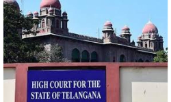 Telangana High Court: చివరి సెమిస్టర్ పరీక్షల నిర్వహణ పై హైకోర్టులో ముగిసిన విచారణ.. Telangana High Court: చివరి సెమిస్టర్ పరీక్షల నిర్వహణ పై హైకోర్టులో ముగిసిన విచారణ..