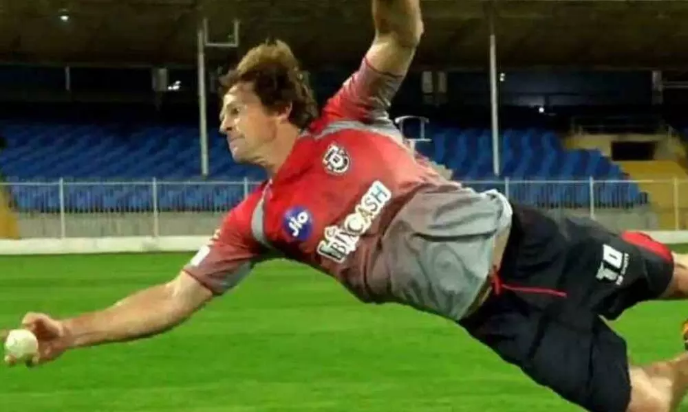 Jonty Rhodes: ఇప్ప‌టికీ ఆయ‌న‌ ఫీల్డింగ్‌లో అదేజోరు