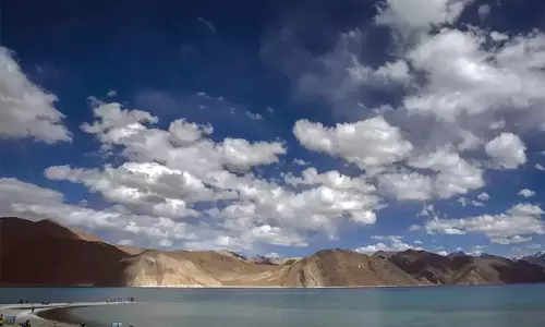 లడఖ్‌లో భారత సైనికులను గందరగోళానికి గురిచేయడానికి చైనా ముతక ఐడియా..