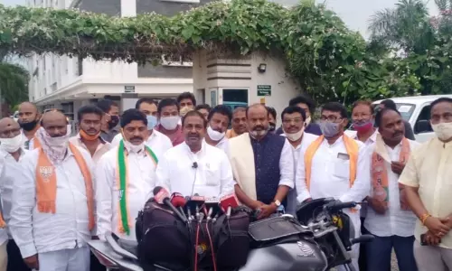 Somu Veerraju: ఆలయాలపై దాడి జరిగితే సీరియస్ గా తీసుకోరా?