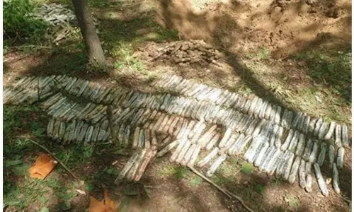 Pulwama Type Attack Averted :  పుల్వామా తరహా ఉగ్రదాడికి కుట్ర? 52 కిలోల పేలుడు పదార్థాల స్వాధీనం