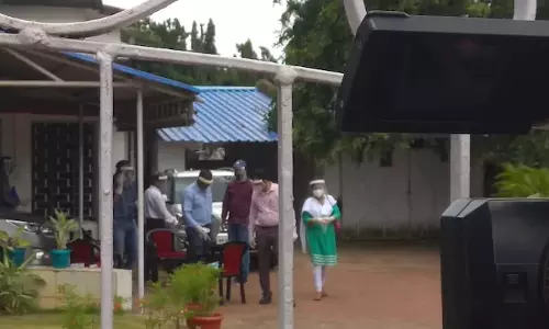 చిట్ ఫండ్ కుంభకోణం : మాజీ మంత్రి ఇంటిపై సీబీఐ దాడులు