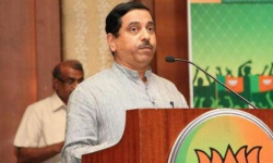 Pralhad Joshi : ఏపీలో ఎక్కడా బొగ్గు గని లేదు: ప్రహ్లాద్ జోషి Pralhad Joshi : ఏపీలో ఎక్కడా బొగ్గు గని లేదు: ప్రహ్లాద్ జోషి