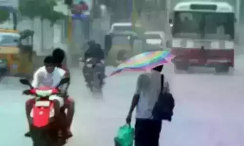 Rains in AP and Telangana: తెలుగు రాష్ట్రాల్లో వానలే..వానలు!