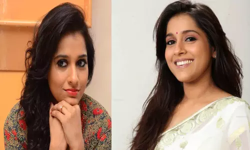 జబర్దస్త్ బ్యూటీని కరిగించిన నెటిజన్... నీ అడ్రస్ చెప్పమంటూ రష్మీ ట్వీట్!