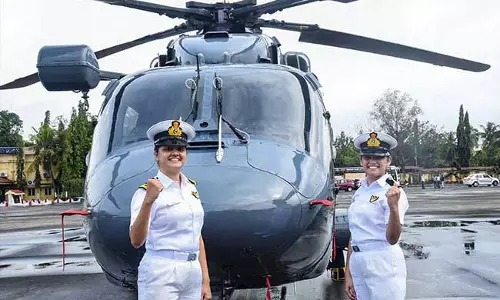 చరిత్రలో తొలిసారిగా : యుద్ధ నౌకల్లో మహిళా అధికారుల నియామకం చరిత్రలో తొలిసారిగా : యుద్ధ నౌకల్లో మహిళా అధికారుల నియామకం